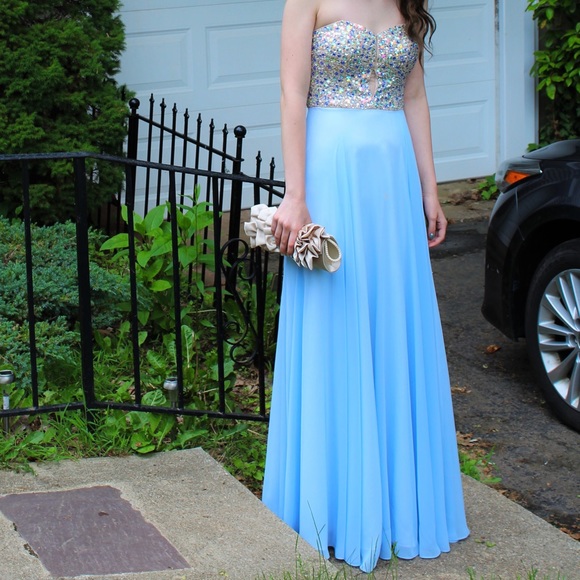 sky blue flowy dress